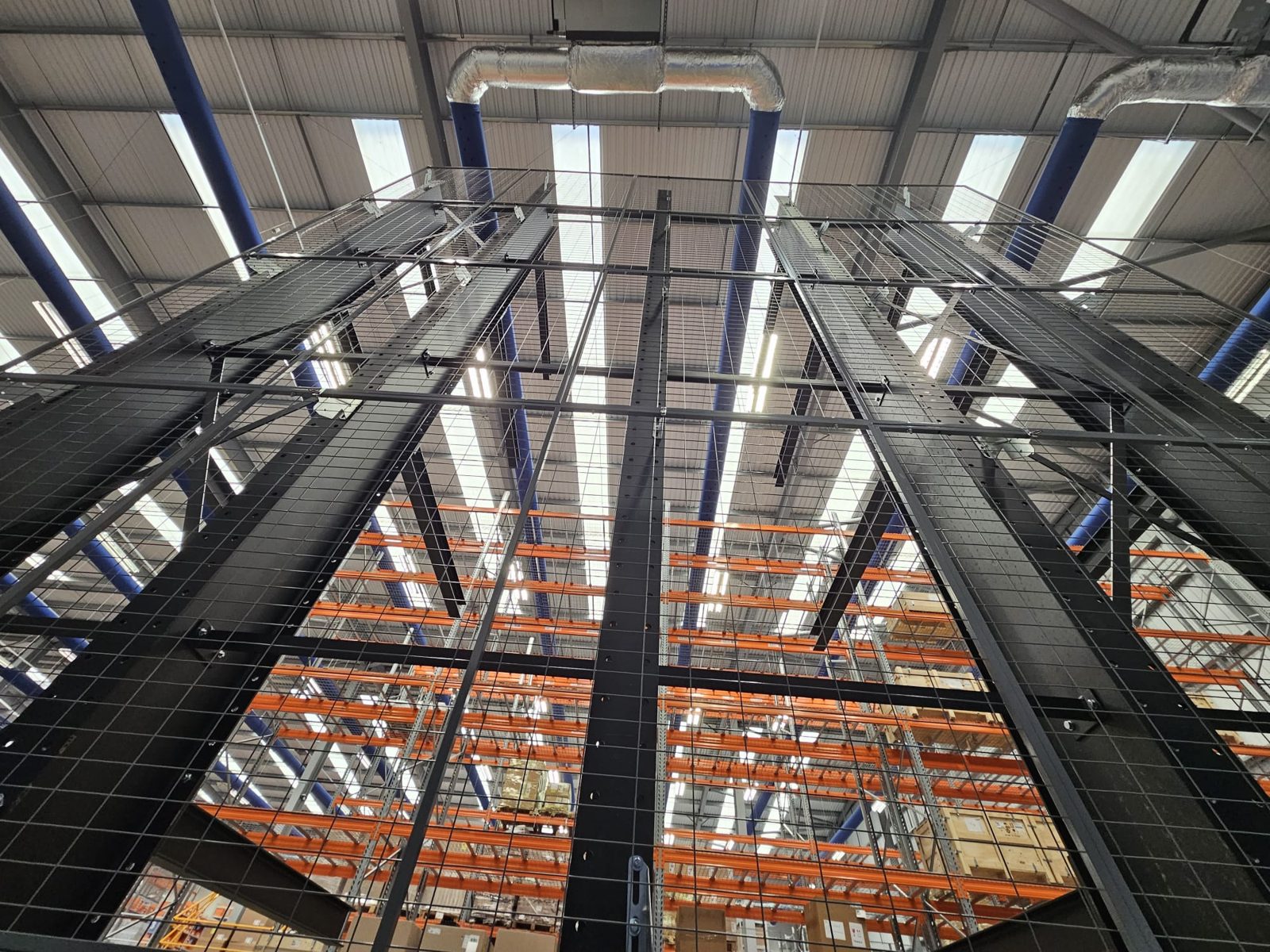 Mezzanine floor and racking decking